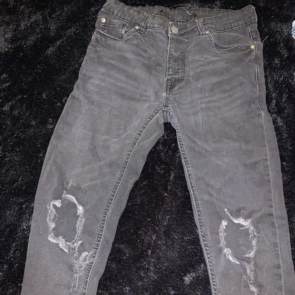 Black skinny jeans